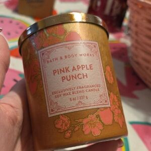 Nwt Bath & Body Works Pink Apple Punch Candle